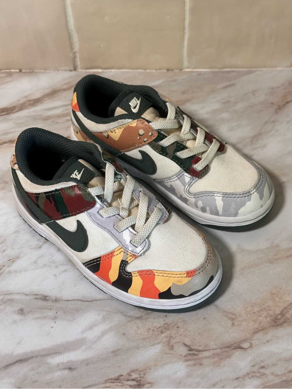 Nike Dunk Low DB1902-100 Sneakers Toddler US size 9C -Sail Multi Camo Casual